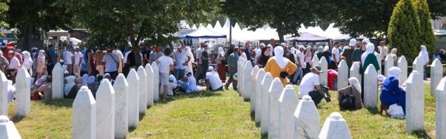 Odnos prema Srebrenici je sistemski problem