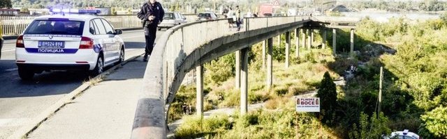 Nesreća na Pančevačkom mostu, dvoje lakše povređeno