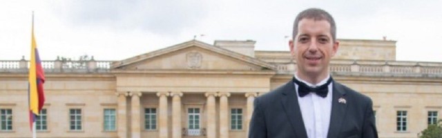 Marko Đurić se oglasio iz rezidencije koju plaćamo 17.000 dolara!