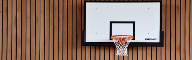 Mladić visok 2,36 metara postao najviši igrač koji je postigao koš, bio i u Ginisovoj knjizi rekorda