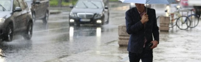 KIŠA ZAPELA, NEMA NAMERU DA STAJE! Vremenska prognoza za vikend