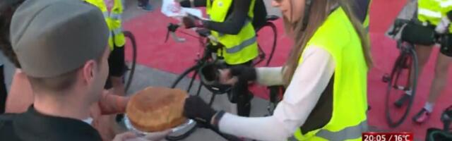 Studenti biciklisti stigli u Karlsrue: Tu su pogača i so (VIDEO)