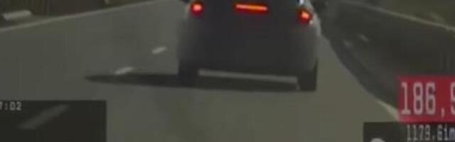 Audijem vozio 189 kilometara na čas na deonici na kojoj je ograničenje 80: Uhapšen zbog nasilničke vožnje u inđiji