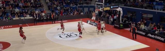 Krađa lopte Nvore i sjajna asistencija Kodija za odlično otvaranje drugog poluvremena!