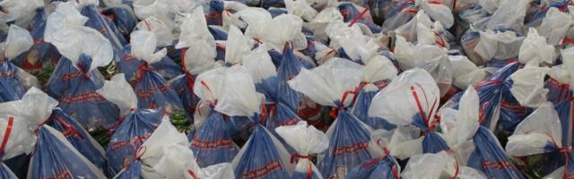 Vlasotince: Paketići stižu sa zakašnjenjem, ali od srca