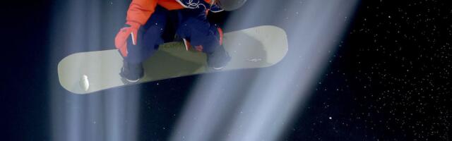 Horor momenat na Olimpijskim igrama: Prevezen u bolnicu sa slomljenim vratom!