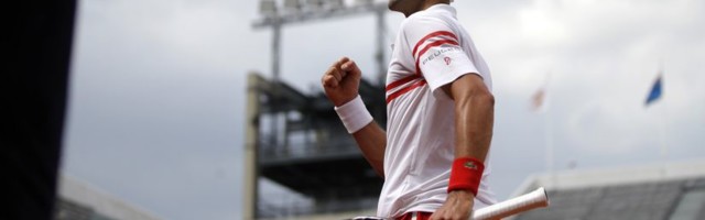 Redovna mušterija na pariskom meniju: Đoković za korak ka 19. grend slemu, Berankis za prvi set