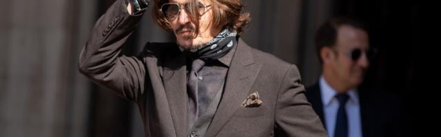 Džoni Dep se onesvestio u hotelskoj sobi, koncert otkazan