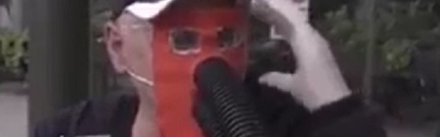 Ovakvu masku protiv korone još niste videli (VIDEO)