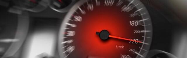 VOZIO 100 KM/H PREKO OGRANIČENJA! Policija zaustavila mladića koji je DIVLJAO poršeom u Surčinu!