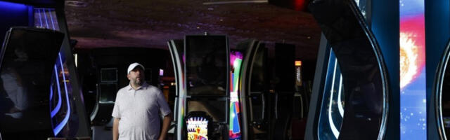 Тужба против бивших фудбалера због коцкарских дугова