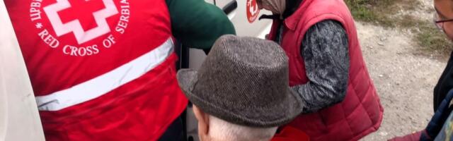 OD PAKETA ZA BEBE DO KVIZA ZA OSNOVCE: "Nedelja Crvenog krsta" u Loznici
