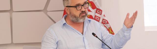 Vučićević obelodanio GOSI bombu: Evo ko će govoriti na blokaderskom skupu na Slaviji