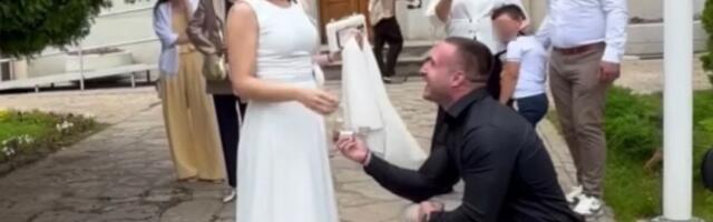 Bivši zadrugar verio i oženio devojku u istom danu, ona već trudna: Kleknuo ispred crkve pa doživeo slatki peh