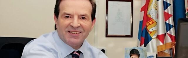 "Budi džentlmen, ostavi sve i gradi ponovo"