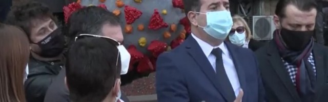 Đerlek okupljenima: Želite da srušite Lončara