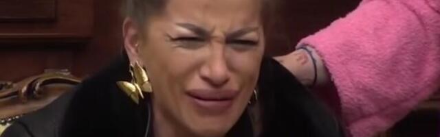 Dalila NA APARATIMA! Dragojevićka POLUDELA zbog Cara i Aleks, GORI od ljubomore: KOLIKO SI JADAN OD 0 DO FILIP?! (VIDEO)