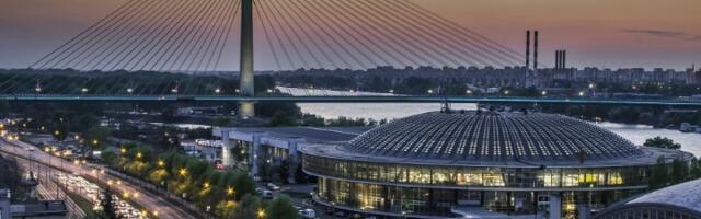 Gođevac: Vučić daje parče po parče Beograd