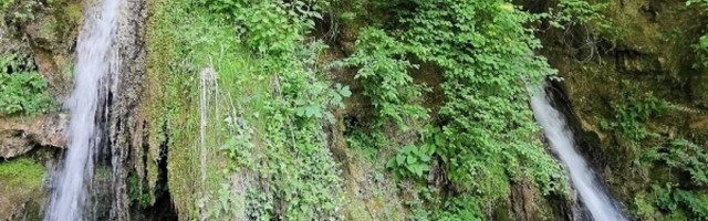 Vešto skrivan turistički biser: Evo zašto je reka Petnica jedna od najlepših na zapadu Srbije (FOTO)