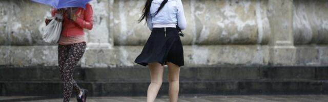 Gromovi i munje tresu Beograd: Počelo nevreme