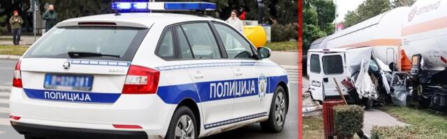 Kompozicija TNG-A "sažvakala" kombi na pruzi! Jeziv udes u Smederevu (FOTO)