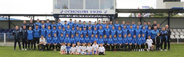 Deca uživaju, rade, uče i napreduju: Omladinska škola Hajduka iz Divoša, mesto gde se stvaraju dobri igrači i ljudi (GALERIJA)