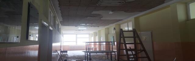 Iz škole kod Žitorađe tvrde da je sa plafona otpao kreč, pa „preventivno” skinut malter