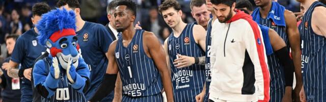 ČISTKA U EFESU! Zbog katastrofalnih rezultata smenjen sportiski direktor! Menja ga čuveni Hrvat?