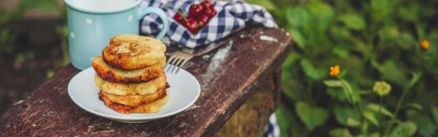 Doručak koji su naše bake pravile od nekoliko sastojaka: Mekani uštipci sa sirom gotovi za 15 minuta