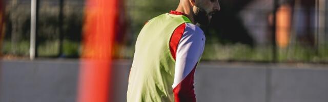 FK Partizan protiv kluba za koji nastupa zatvorski čuvar: Edis je oduvek navijao za crno-bele