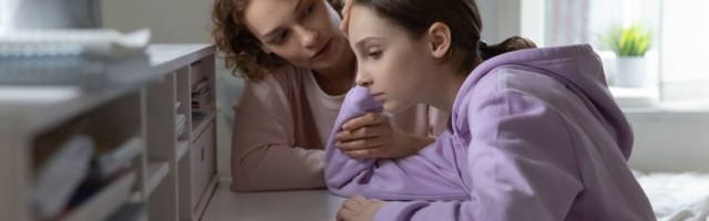 Ocene, seksualni odnosi, cigarete: Zašto tinejdžeri često lažu roditelje?