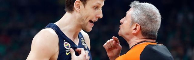 Kokoškov počeo da slaže kockice: Ostaju Veseli i De Kolo
