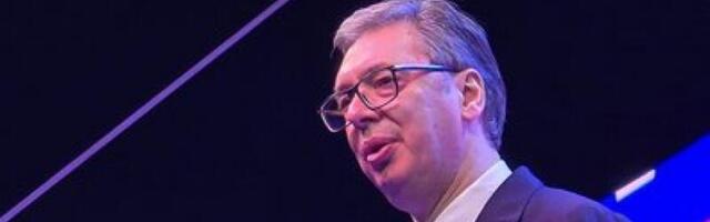 "ČUJETE LI KAKO ČASNA SRBIJA ĆUTI ZABRINUTA ZA BUDUĆNOST" Vučić: Časna Srbija neće više da trpi zulum! Hoće da se bori mirno i demokratski