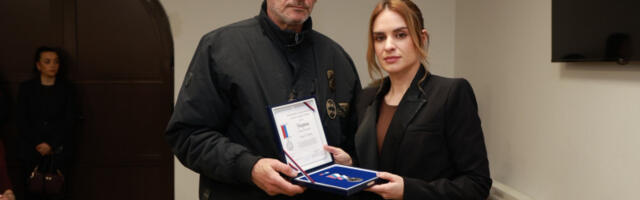 Смедеревска Паланка: Ђурђевић Стаменковски уручила 64 борачке споменице ратним војним инвалидима