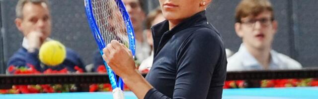 DŽABE JOJ AUSTRIJSKI PASOŠ, KAD JE RUSKINJA: Ukrajinka ne odstupa, neće da se rukuje