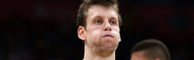 Fener najmanje dve nedelje bez Veselog, čekaju se vesti o De Kolou (VIDEO)