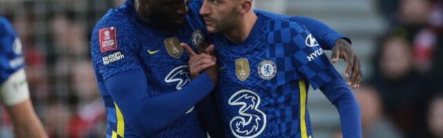 Čelsi odoleva sankcijama: Maunt nameštao, Lukaku i Zijeh pogađali za polufinale FA kupa (VIDEO)