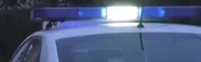 SAOBRAĆAJNA NESREĆA KOD RUME! Vozilo iskliznulo sa puta i prevrnulo se - Vojska izvlačila povređeno lice!