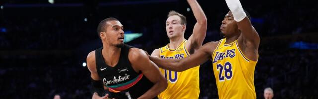 Vembanjama ubacio 37 poena za poluvreme, Sparsi pregazili Lejkerse u gostima