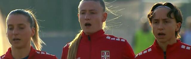 Orila se himna Srbije u Staroj Pazovi: Fudbalerke Srbije započele kvalifikacije za Svetsko prvenstvo!