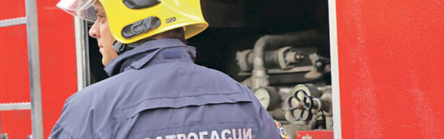 Повређени док су покушавали да угасе пламен на плинској боци