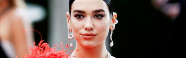 Dua Lipa se udala, a svi komentarisu sta je nosila na venčanju