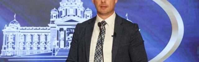 SLUČAJ OSTAVKI U VRANJU - NAJAVA POTPUNOG KRAHA OPOZICIJE?! Šta se krije iza potresa u Aleksićevom NPS: Rat centrale iz BG i plenumaško-blokaderskog koncepta