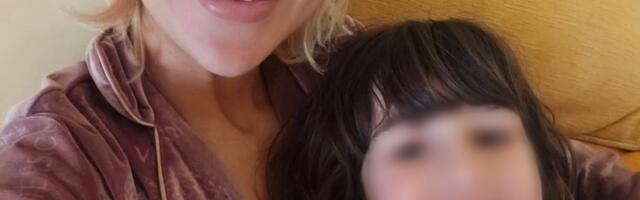 "TO SVAKOM FRAJERU DA KAŽEŠ!" Jovana Jeremić pokazala iz čega ĆERKA LEA KONZUMIRA VODU, mreže se usijale od reakcija! (FOTO)