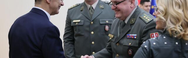 Premijer prof.dr Đuro Macut sa načelnikom VMA razgovarao o smanjenju liste čekanja na operaciju kuka i kolena