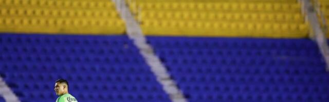 KAKAV PEH! Poznati golman propušta Svetsko prvenstvo