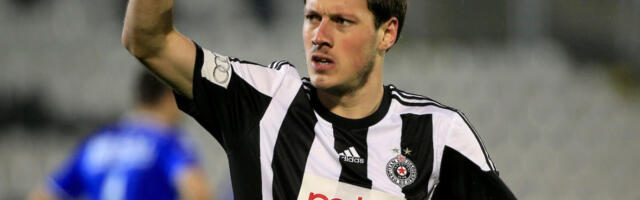 Ljubimac navijača Partizana raspametio "grobare": Postigao evrogol pa slavio uz grb crno-belih