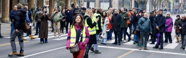 Više ni ne kriju: Blokaderi mole da ih stranci dovedu na vlast