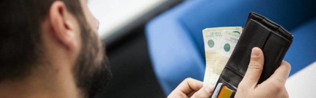 Za sve nas koji pozjamljujemo pare a posle nas je blam da ih tražimo nazad