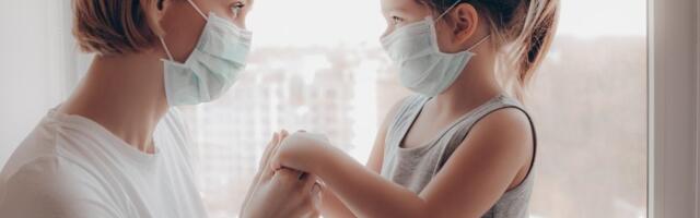 Mala deca mogu da čitaju vaše emocije, čak iako nosite masku